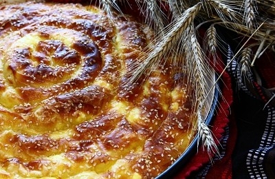 Banitsa ( pastel ) con queso feta al estilo de ciudad de Kiustendil