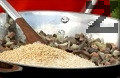Изсипваме ориза и булгура, запържваме докато стане стъклен.